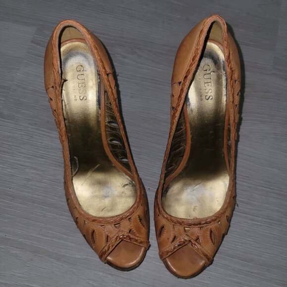 GUESS Womens Tan Peep-Toe Leather Cutout High Heels 9 cogniac sexy Designer - Picture 2 of 5
